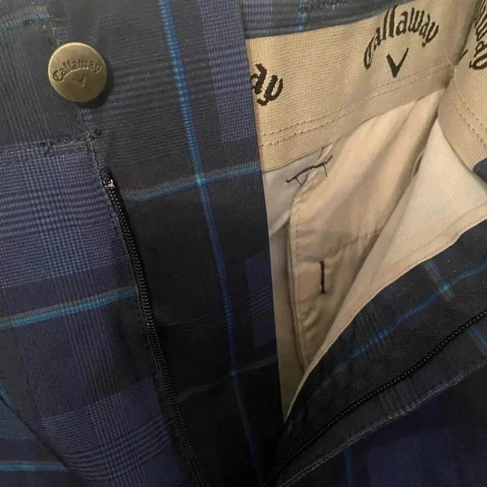 Like new Callaway golf shorts - Picture 4 of 4